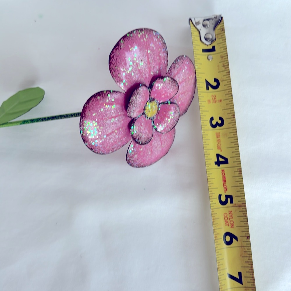 Set Of 5 Very Pretty Metal Flowers Spring/Summer Gathering Decor - Picture 7 of 9